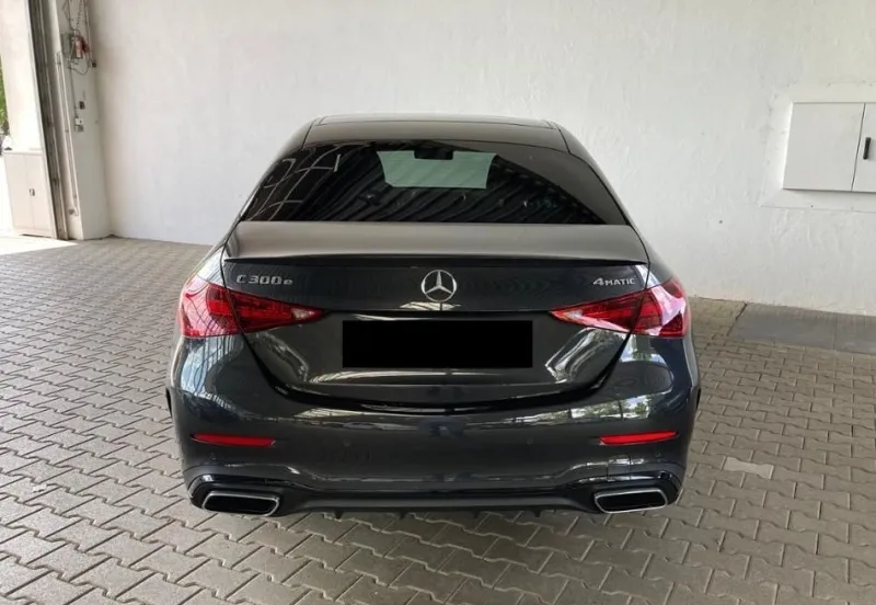 Mercedes-Benz C 300 е 4Matic =AMG Line= Night Package Гаранц Image 4